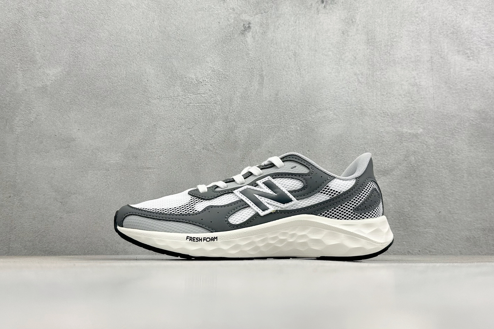 New Balance NB WARISTT4 舒适耐磨低帮跑步鞋 MARISTY4 New Balance NB WARISTT4 舒适耐磨低帮跑步鞋 MARISTY4