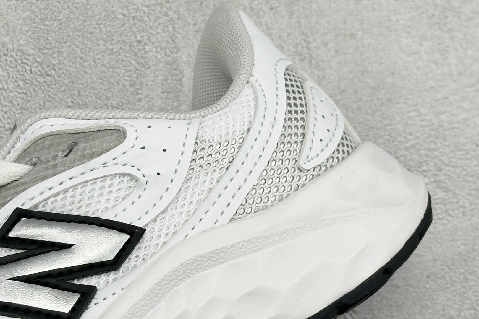 New Balance NB WARISTT4 舒适耐磨低帮跑步鞋 WARISTT4 New Balance NB WARISTT4 舒适耐磨低帮跑步鞋 WARISTT4