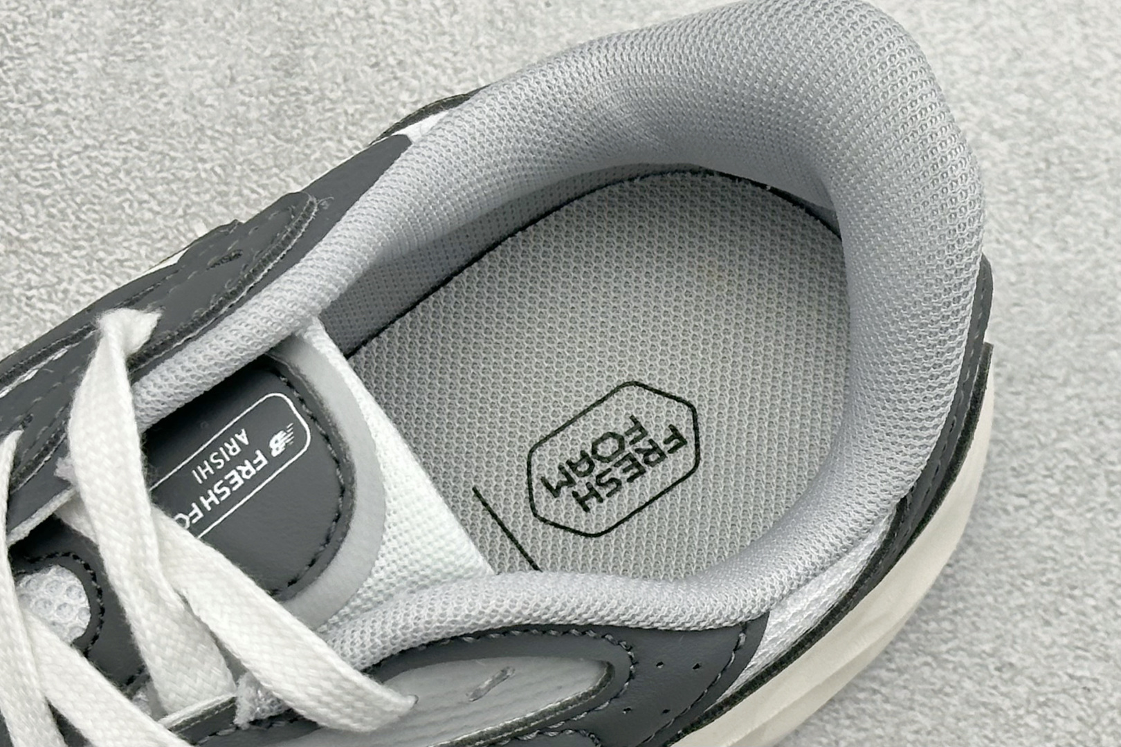 New Balance NB WARISTT4 舒适耐磨低帮跑步鞋 MARISTR4 New Balance NB WARISTT4 舒适耐磨低帮跑步鞋 MARISTR4