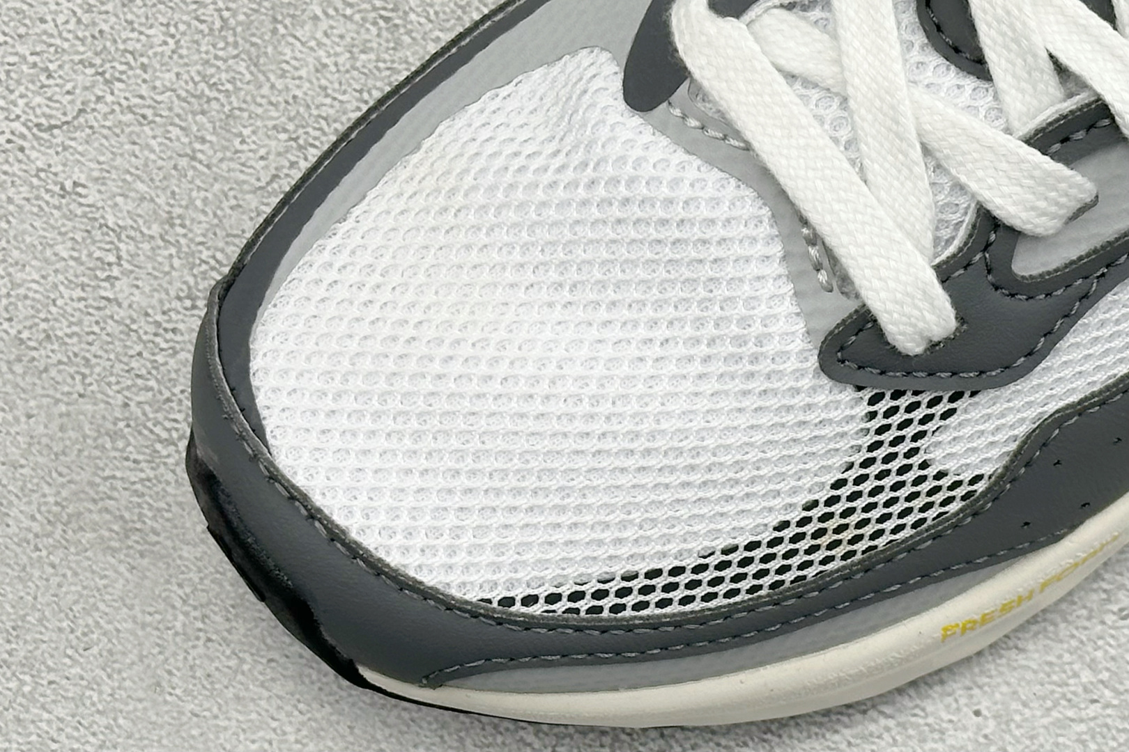 New Balance NB WARISTT4 舒适耐磨低帮跑步鞋 MARISTR4 New Balance NB WARISTT4 舒适耐磨低帮跑步鞋 MARISTR4