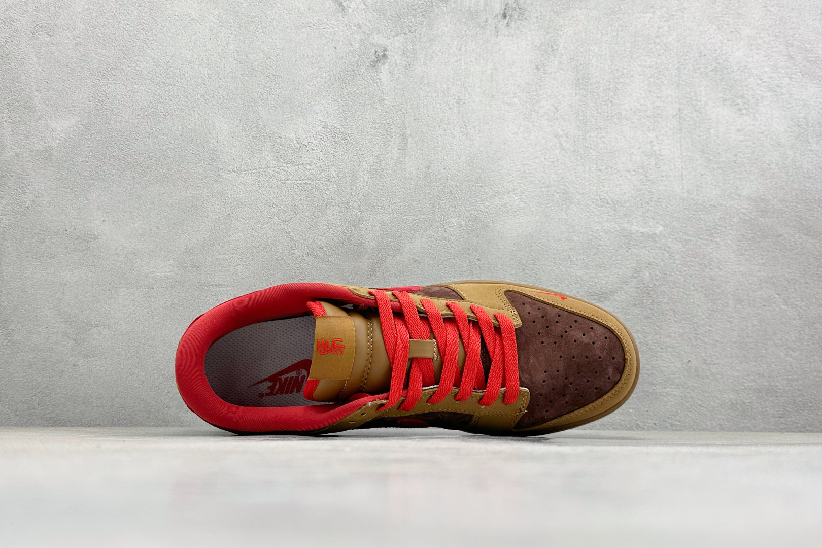 Nike Dunk Low Retro 马年限定 周年高端定制 低帮休闲板鞋 YF9511-926 Nike Dunk Low Retro 马年限定 周年高端定制 低帮休闲板鞋 YF9511-926