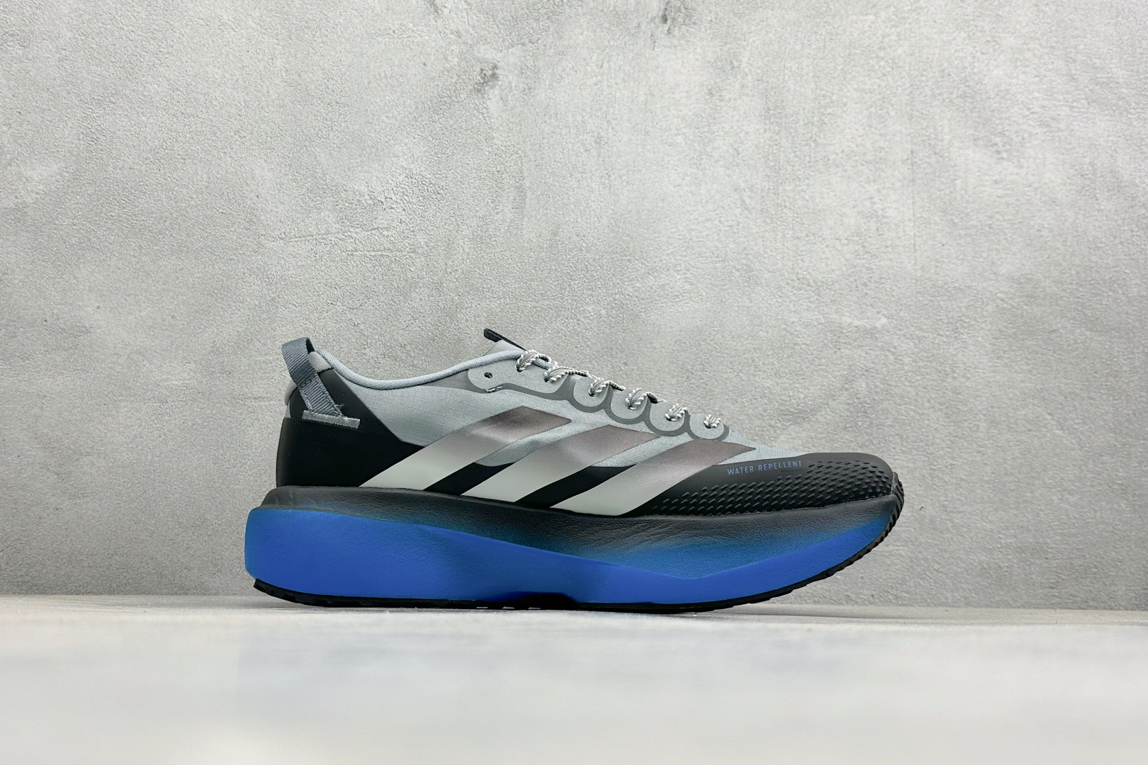 AD ADIZERO EVO SL ATR 阿迪超轻透气缓震跑鞋 KK0311 AD ADIZERO EVO SL ATR 阿迪超轻透气缓震跑鞋 KK0311