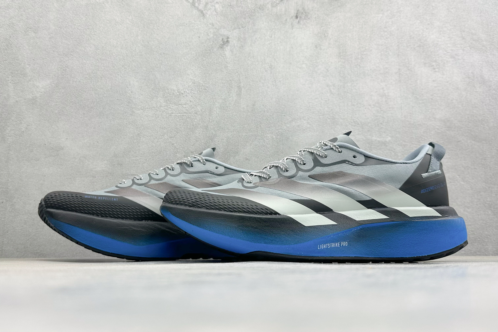 AD ADIZERO EVO SL ATR 阿迪超轻透气缓震跑鞋 KK0311 AD ADIZERO EVO SL ATR 阿迪超轻透气缓震跑鞋 KK0311