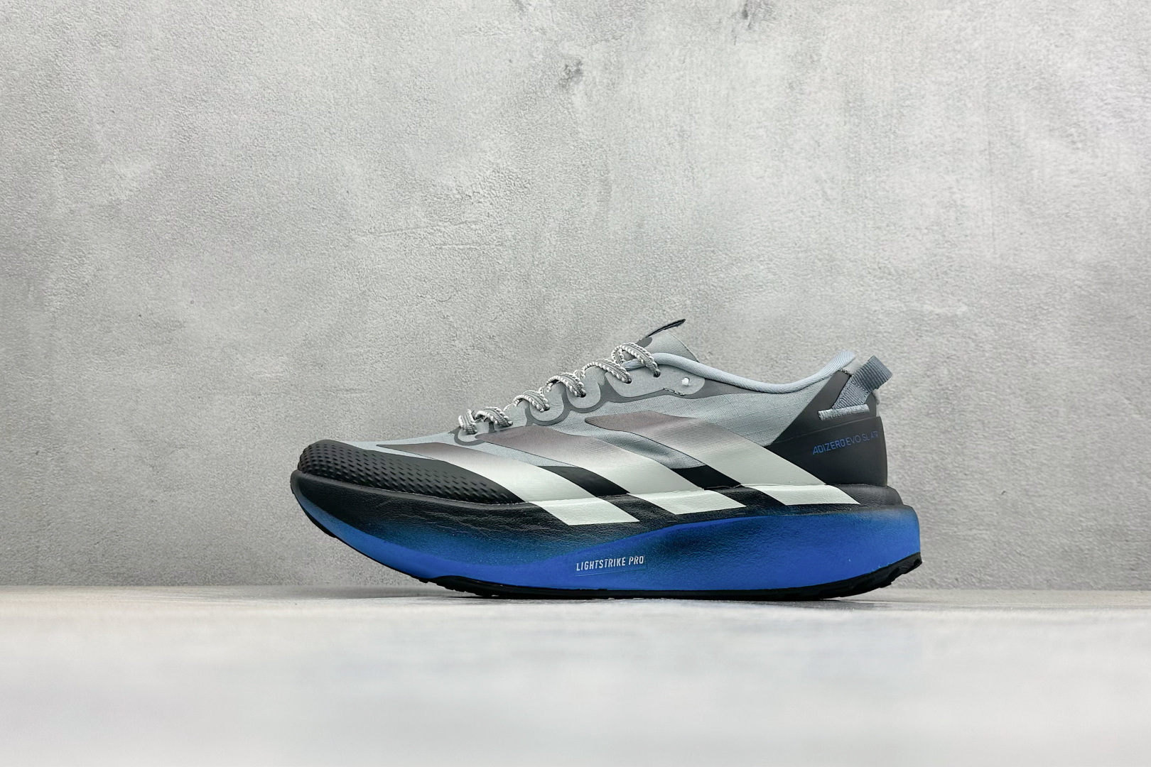 TY版AD ADIZERO EVO SL ATR 阿迪超轻透气缓震跑鞋 KK0311 TY版AD ADIZERO EVO SL ATR 阿迪超轻透气缓震跑鞋 KK0311
