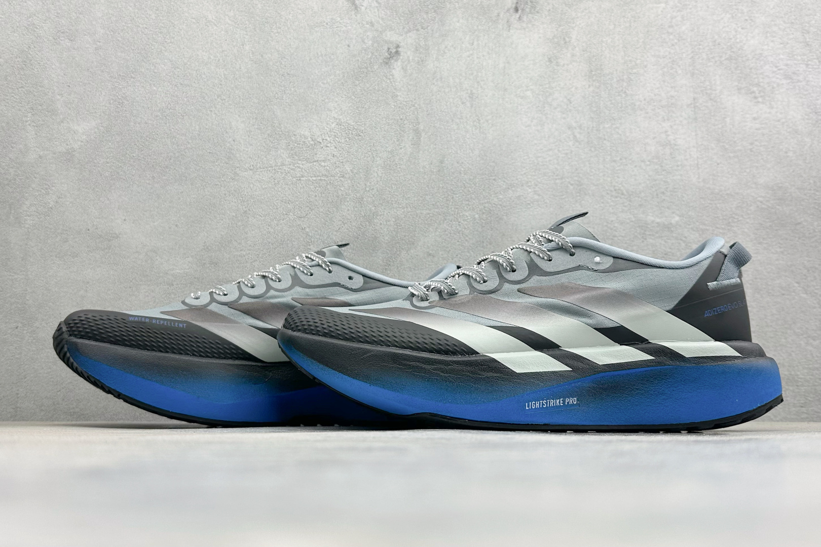 TY版AD ADIZERO EVO SL ATR 阿迪超轻透气缓震跑鞋 KK0311 TY版AD ADIZERO EVO SL ATR 阿迪超轻透气缓震跑鞋 KK0311