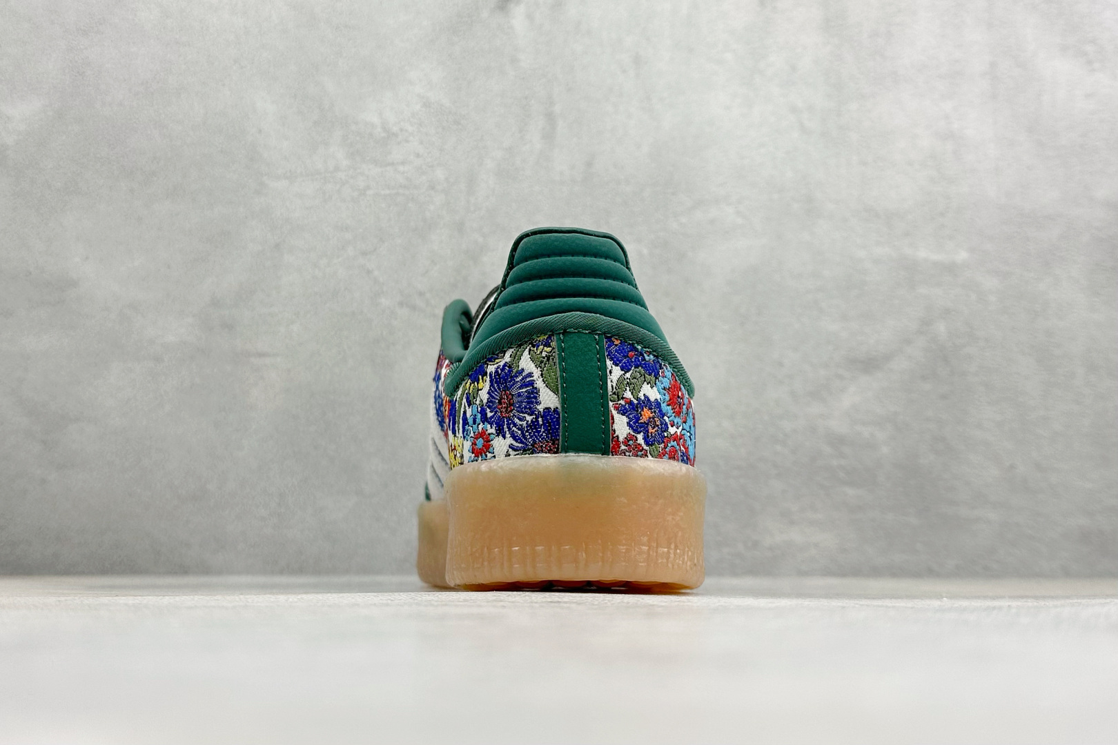 XH版Adidas originals SAMBAE VALENTINE W 百搭单品 复古桑巴板鞋 JH7289