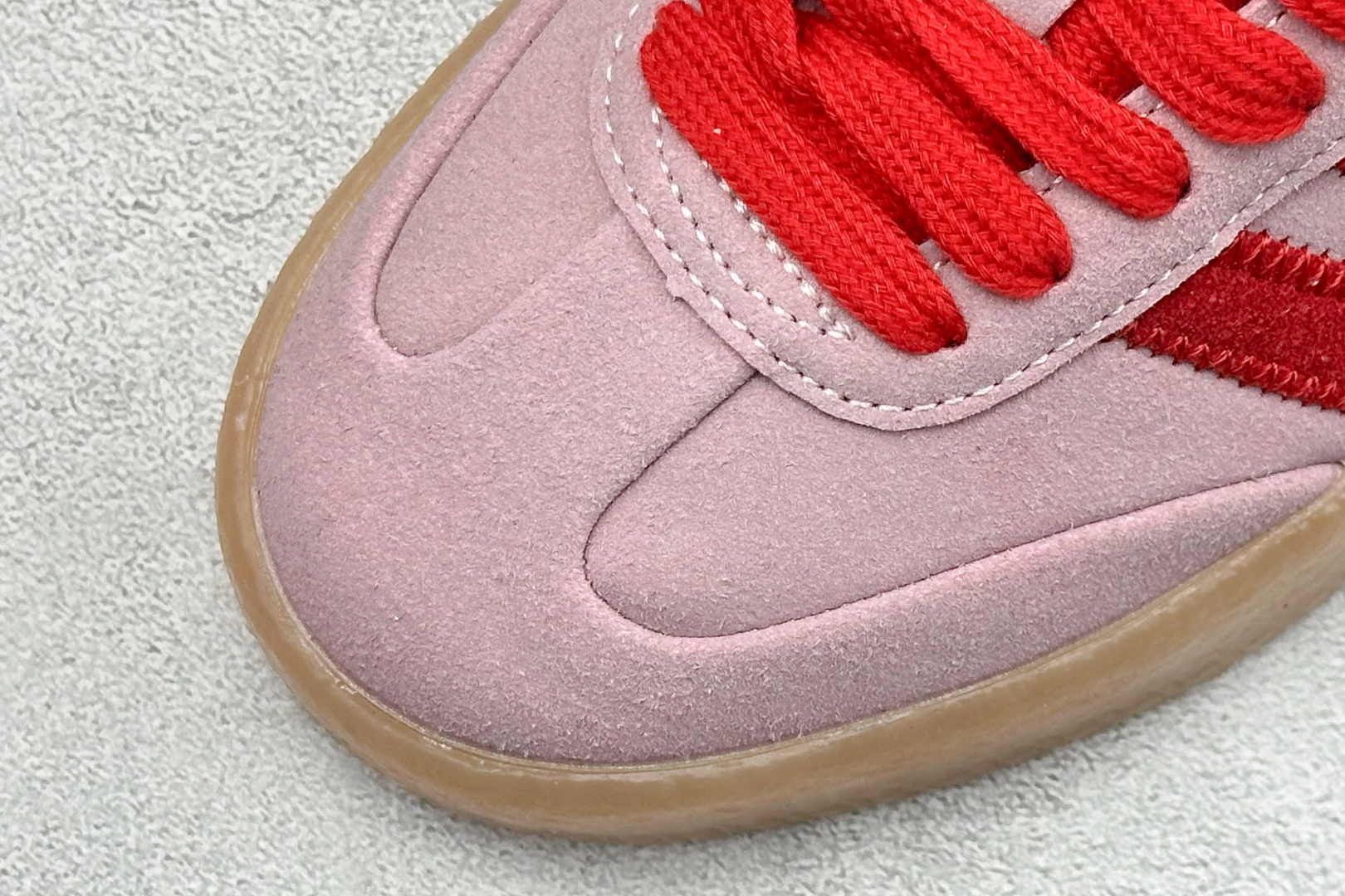 XH版Adidas originals SAMBAE VALENTINE W 百搭单品 复古桑巴板鞋 JS4500