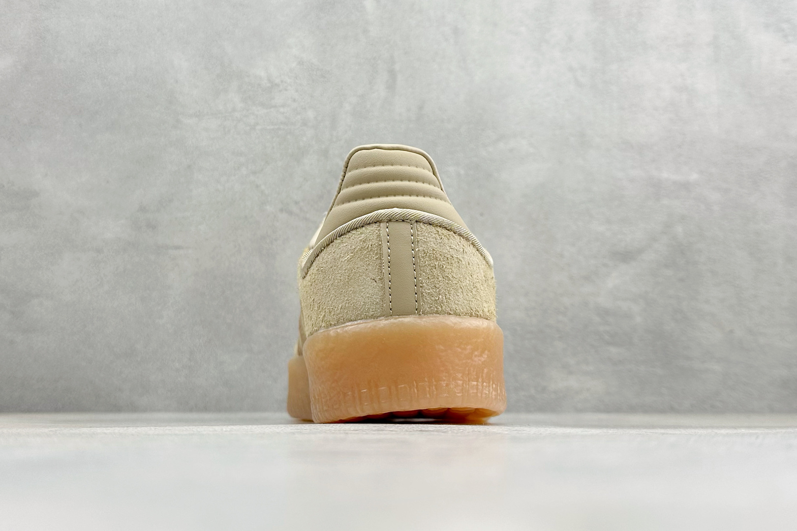 XH版Adidas originals SAMBAE VALENTINE W 百搭单品 复古桑巴板鞋 JQ0254 XH版Adidas originals SAMBAE VALENTINE W 百搭单品 复古桑巴板鞋 JQ0254