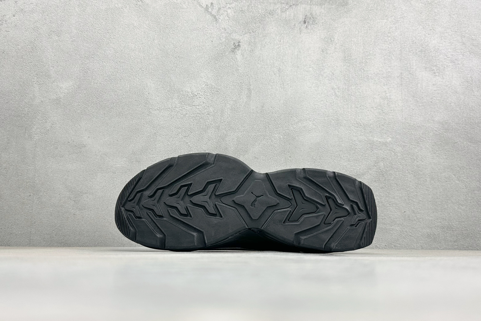 Puma Fade Nitro Ls 彪马 百搭舒适 透气 支撑跑步鞋 406887-03