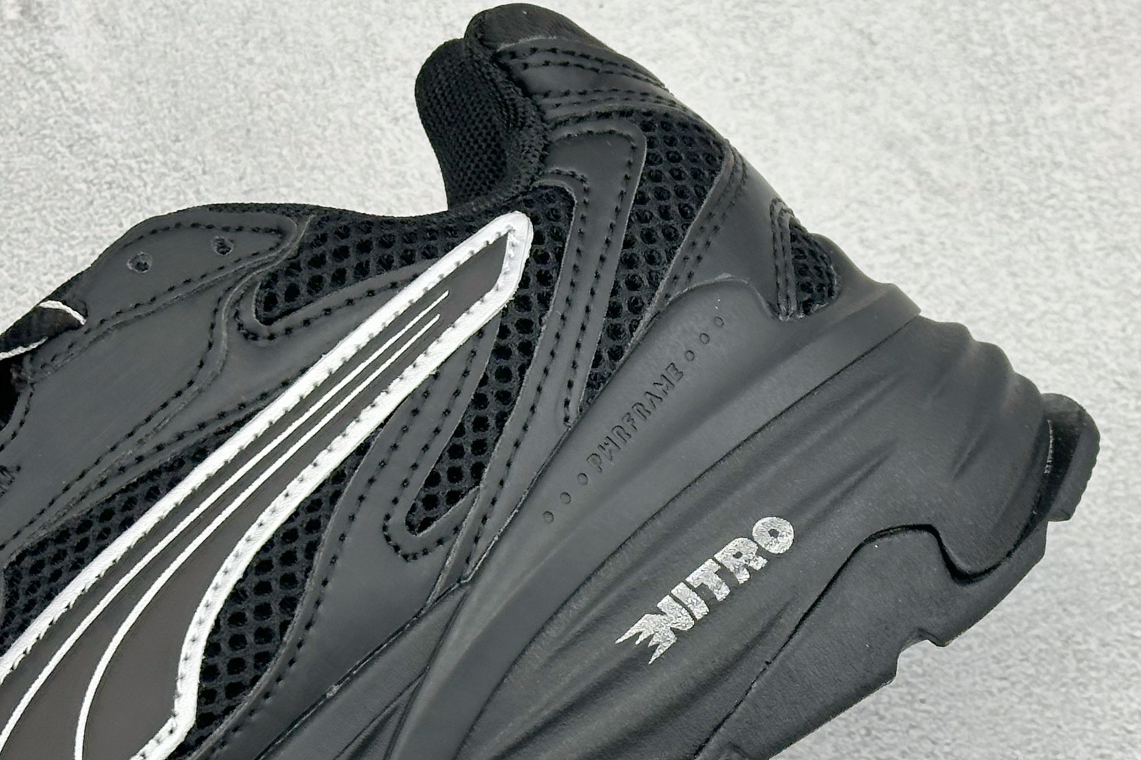 Puma Fade Nitro Ls 彪马 百搭舒适 透气 支撑跑步鞋 406887-03