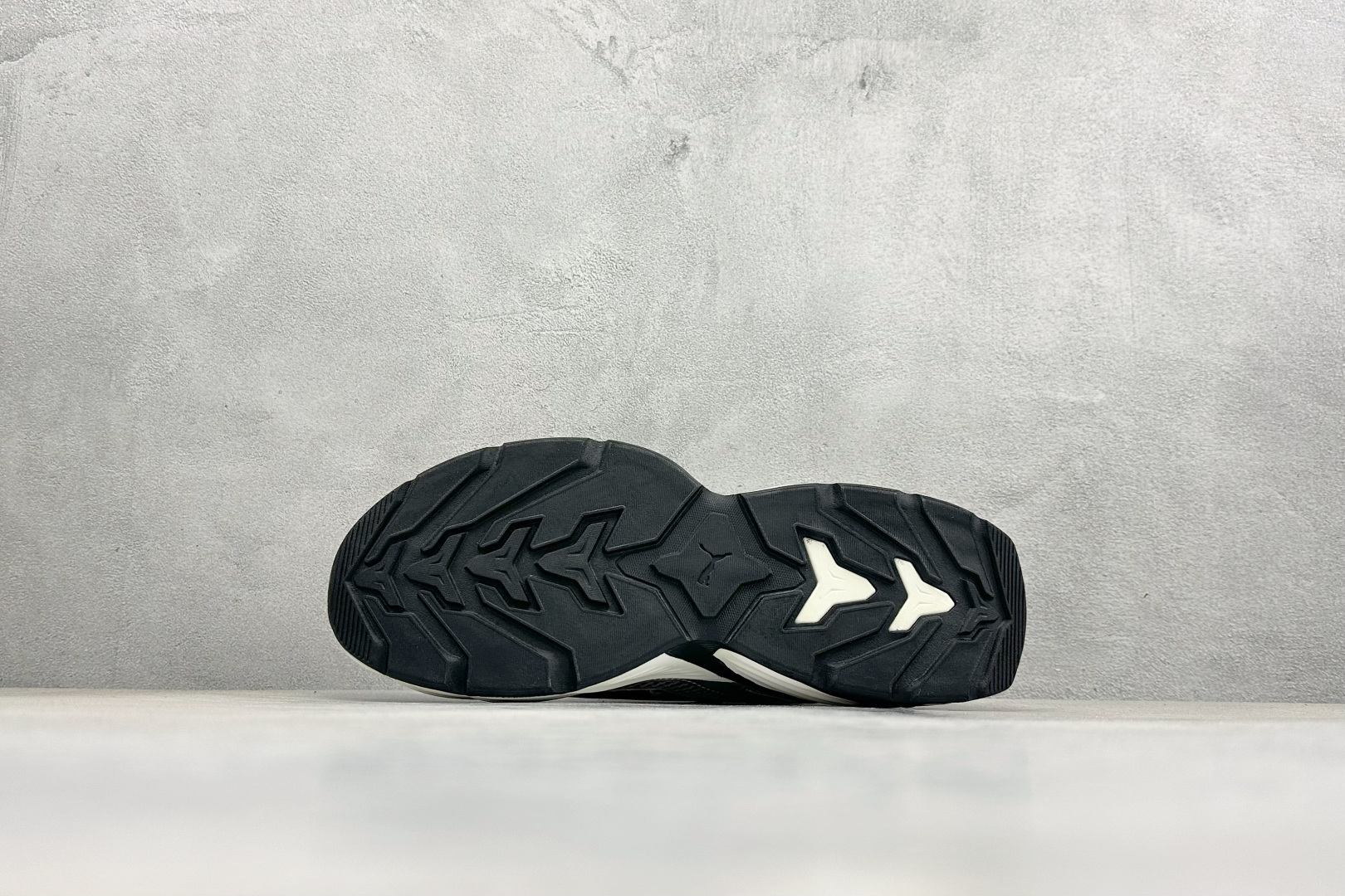 Puma Fade Nitro Ls 彪马 百搭舒适 透气 支撑跑步鞋 406203-04