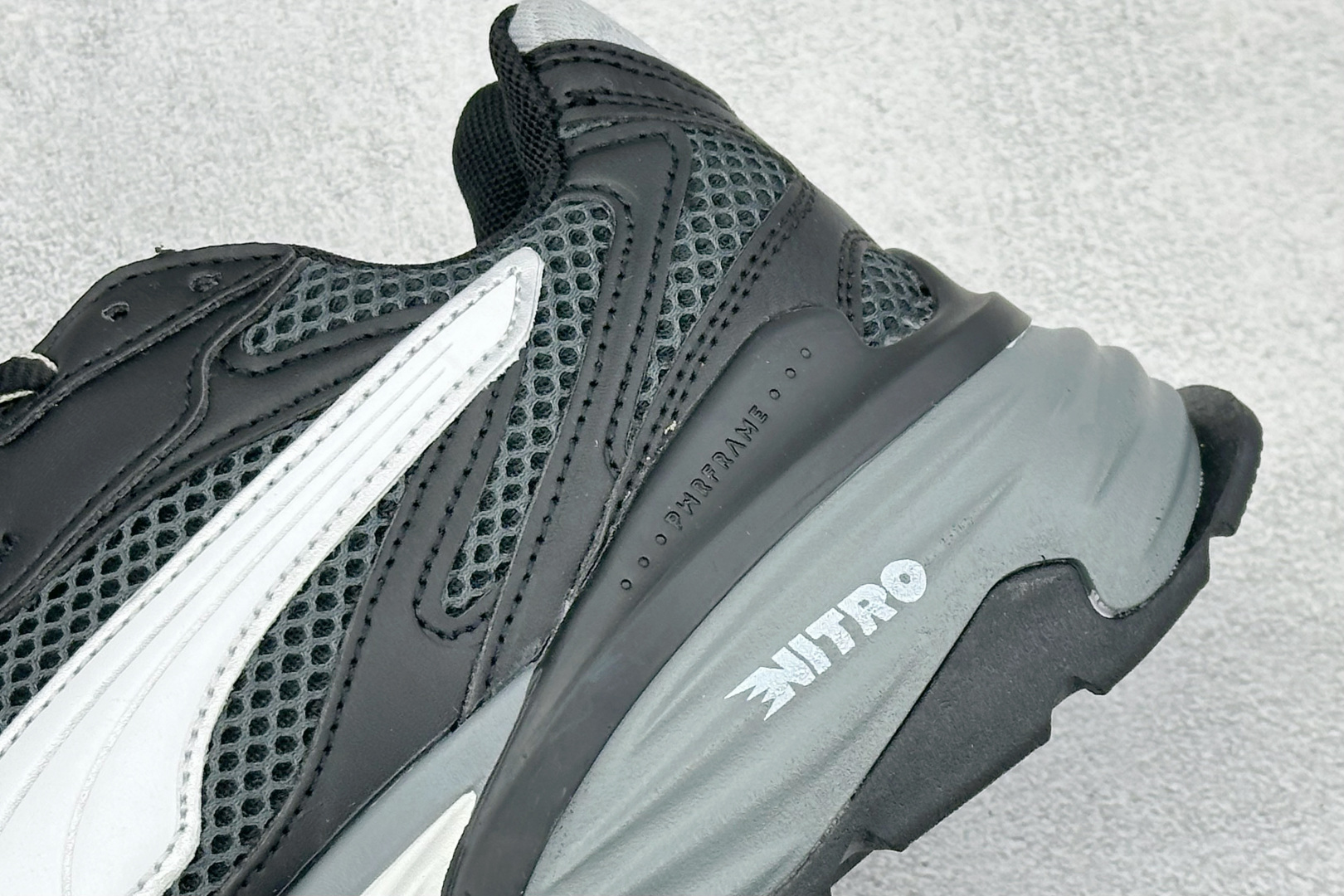 Puma Fade Nitro Ls 彪马 百搭舒适 透气 支撑跑步鞋 406887-03