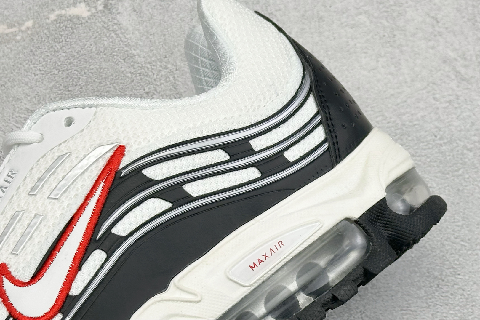 Nk Air Max TL 2.5 Pack 川久保玲联名气垫跑鞋 IM5986-100 Nk Air Max TL 2.5 Pack 川久保玲联名气垫跑鞋 IM5986-100