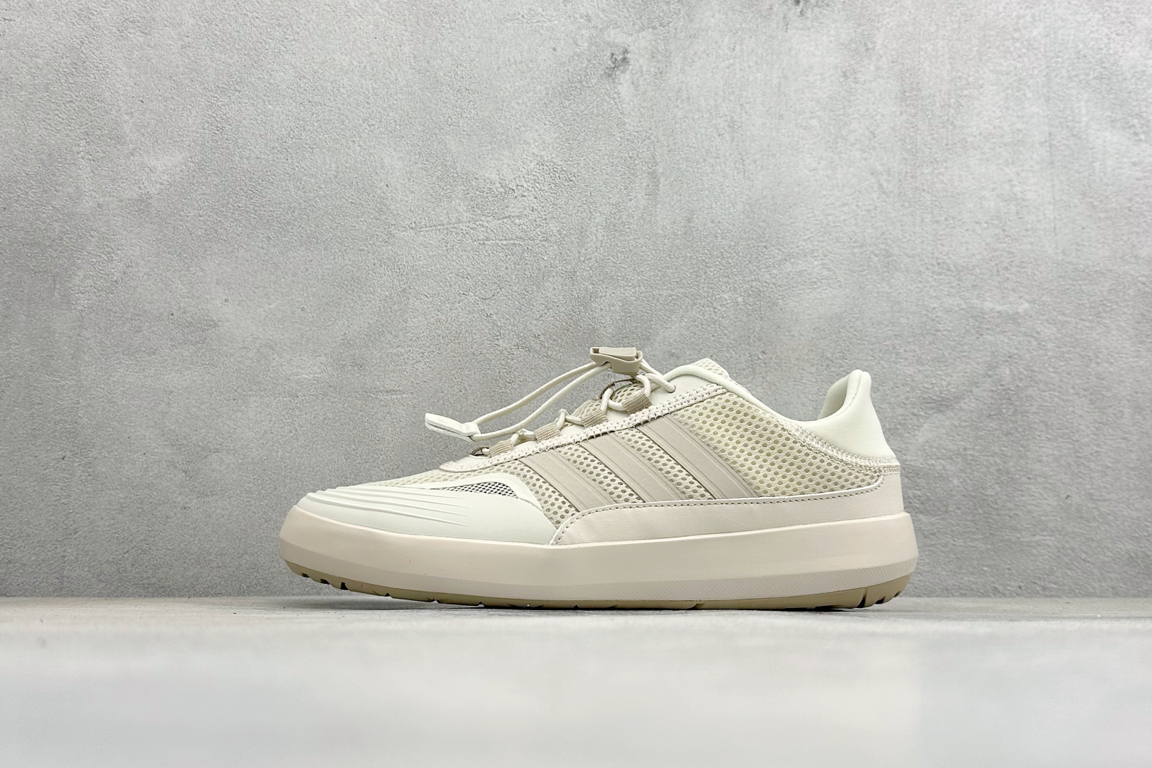 Adidas Roamboat 轻便舒适防滑耐磨 低帮跑步鞋 JH9757 Adidas Roamboat 轻便舒适防滑耐磨 低帮跑步鞋 JH9757