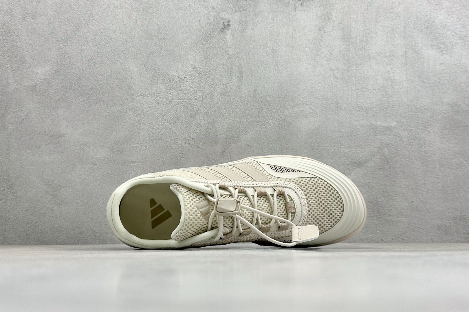 Adidas Roamboat 轻便舒适防滑耐磨 低帮跑步鞋 JH9757 Adidas Roamboat 轻便舒适防滑耐磨 低帮跑步鞋 JH9757