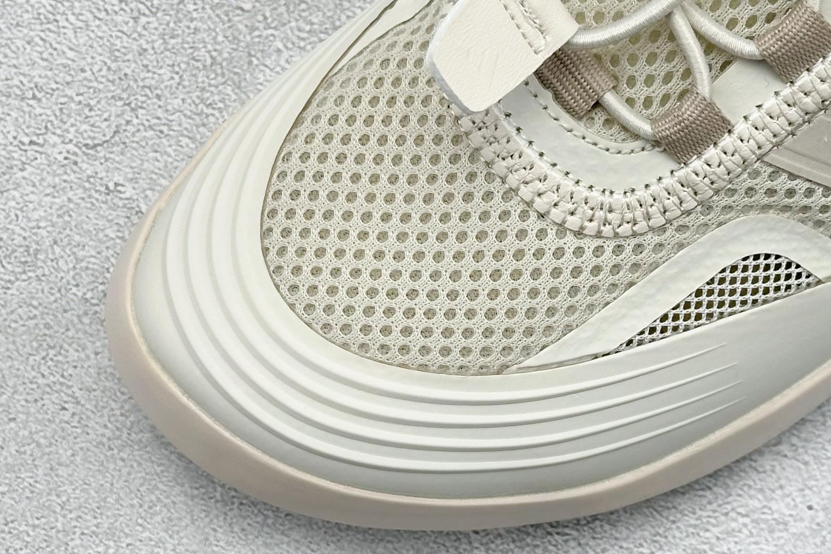 Adidas Roamboat 轻便舒适防滑耐磨 低帮跑步鞋 JH9757 Adidas Roamboat 轻便舒适防滑耐磨 低帮跑步鞋 JH9757