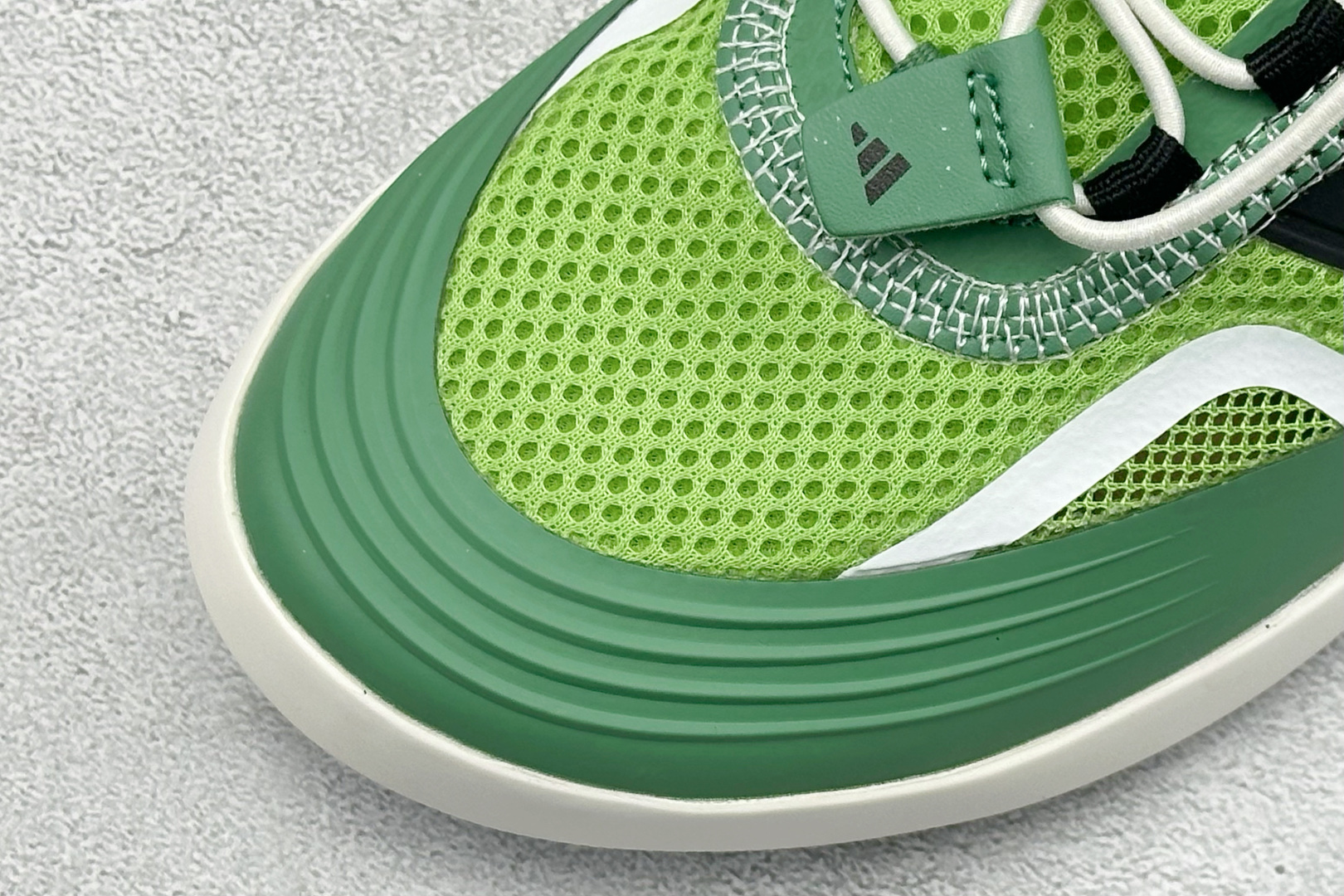 Adidas Roamboat 轻便舒适防滑耐磨 低帮跑步鞋 JH9751 Adidas Roamboat 轻便舒适防滑耐磨 低帮跑步鞋 JH9751