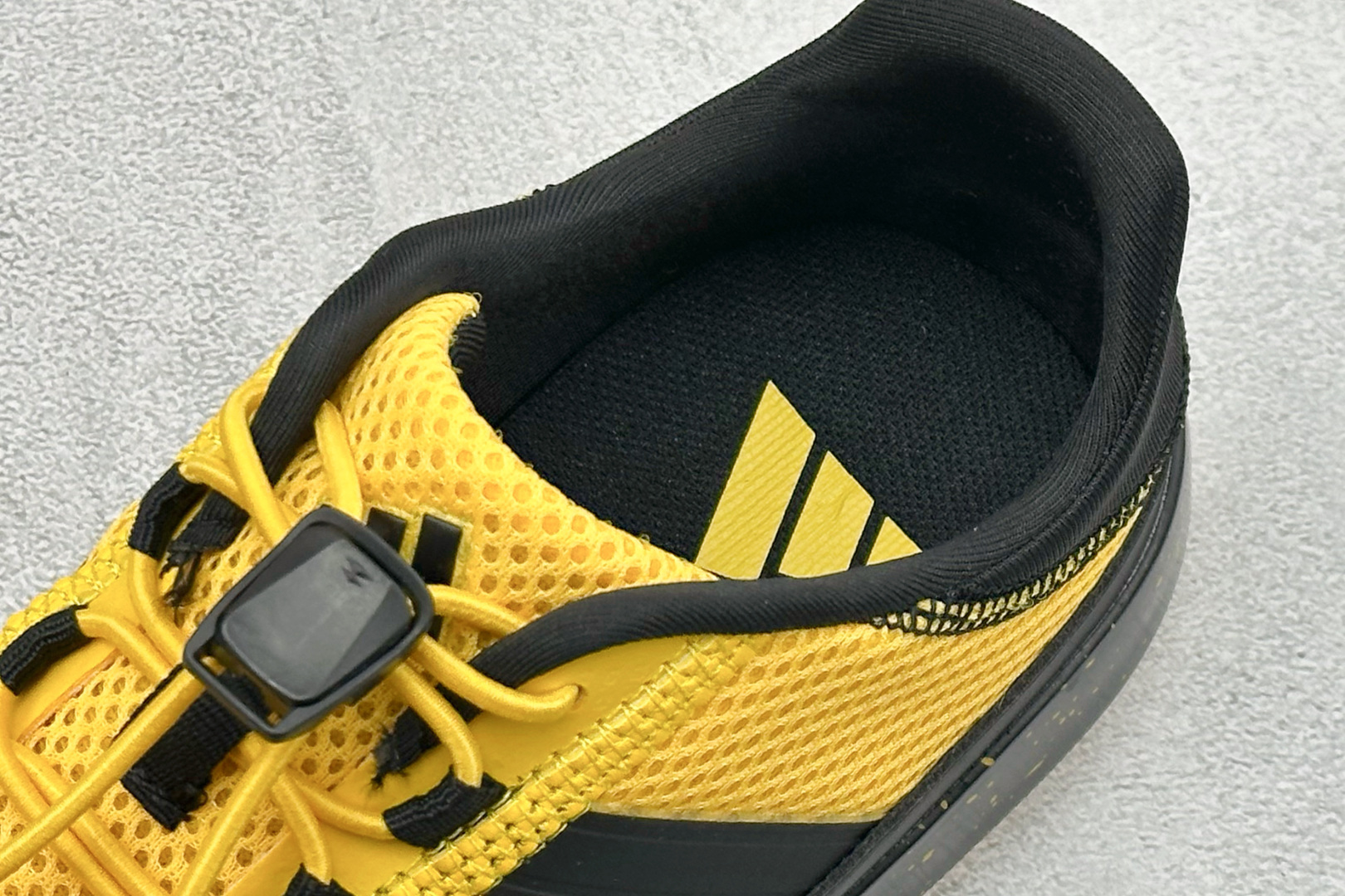 Adidas Roamboat 轻便舒适防滑耐磨 低帮跑步鞋 JH9746 Adidas Roamboat 轻便舒适防滑耐磨 低帮跑步鞋 JH9746
