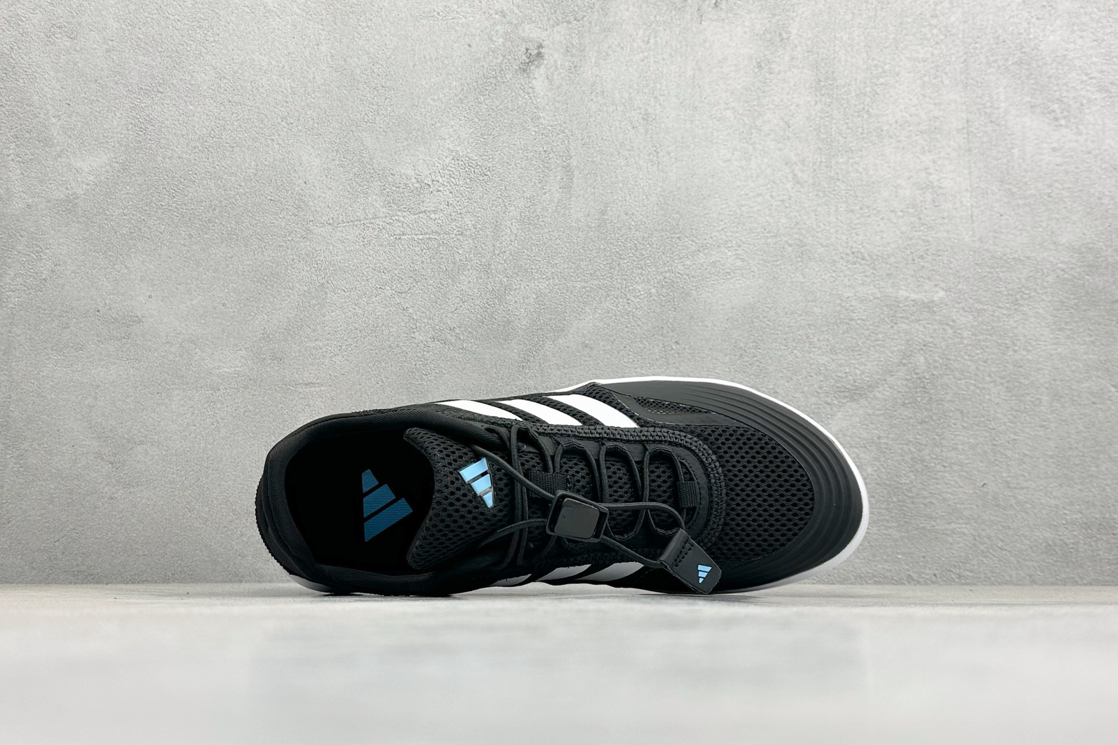 Adidas Roamboat 轻便舒适防滑耐磨 低帮跑步鞋 JH9756 Adidas Roamboat 轻便舒适防滑耐磨 低帮跑步鞋 JH9756