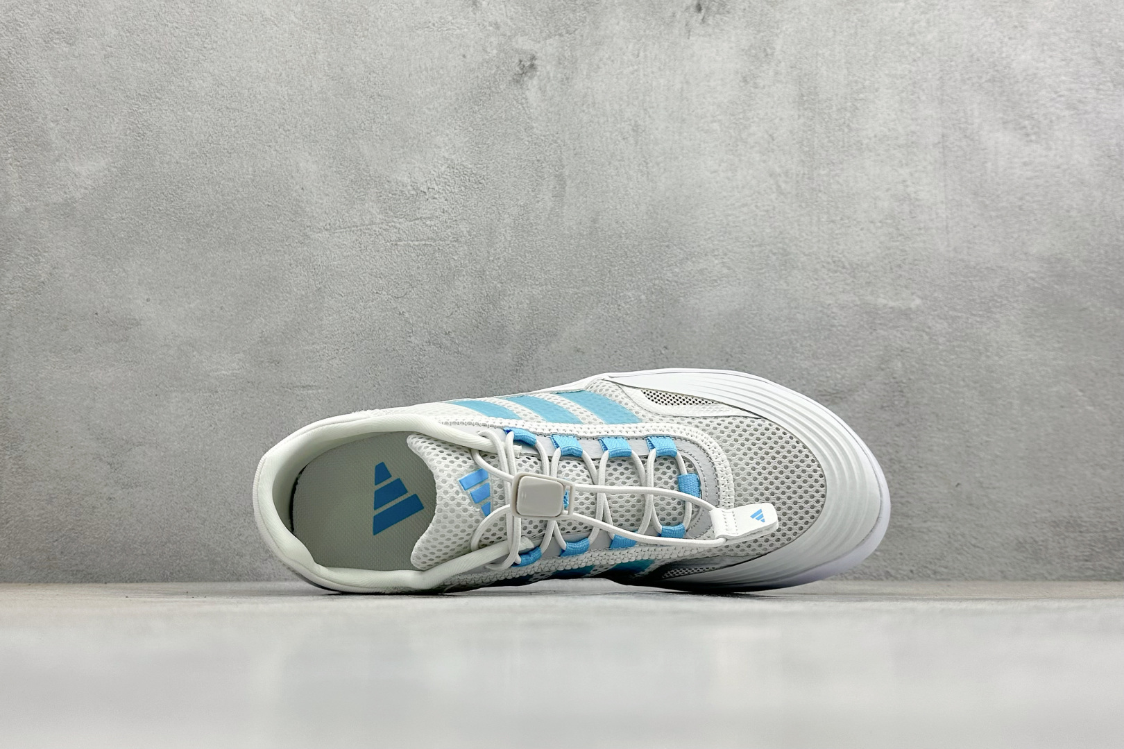 Adidas Roamboat 轻便舒适防滑耐磨 低帮跑步鞋 JH9758 Adidas Roamboat 轻便舒适防滑耐磨 低帮跑步鞋 JH9758