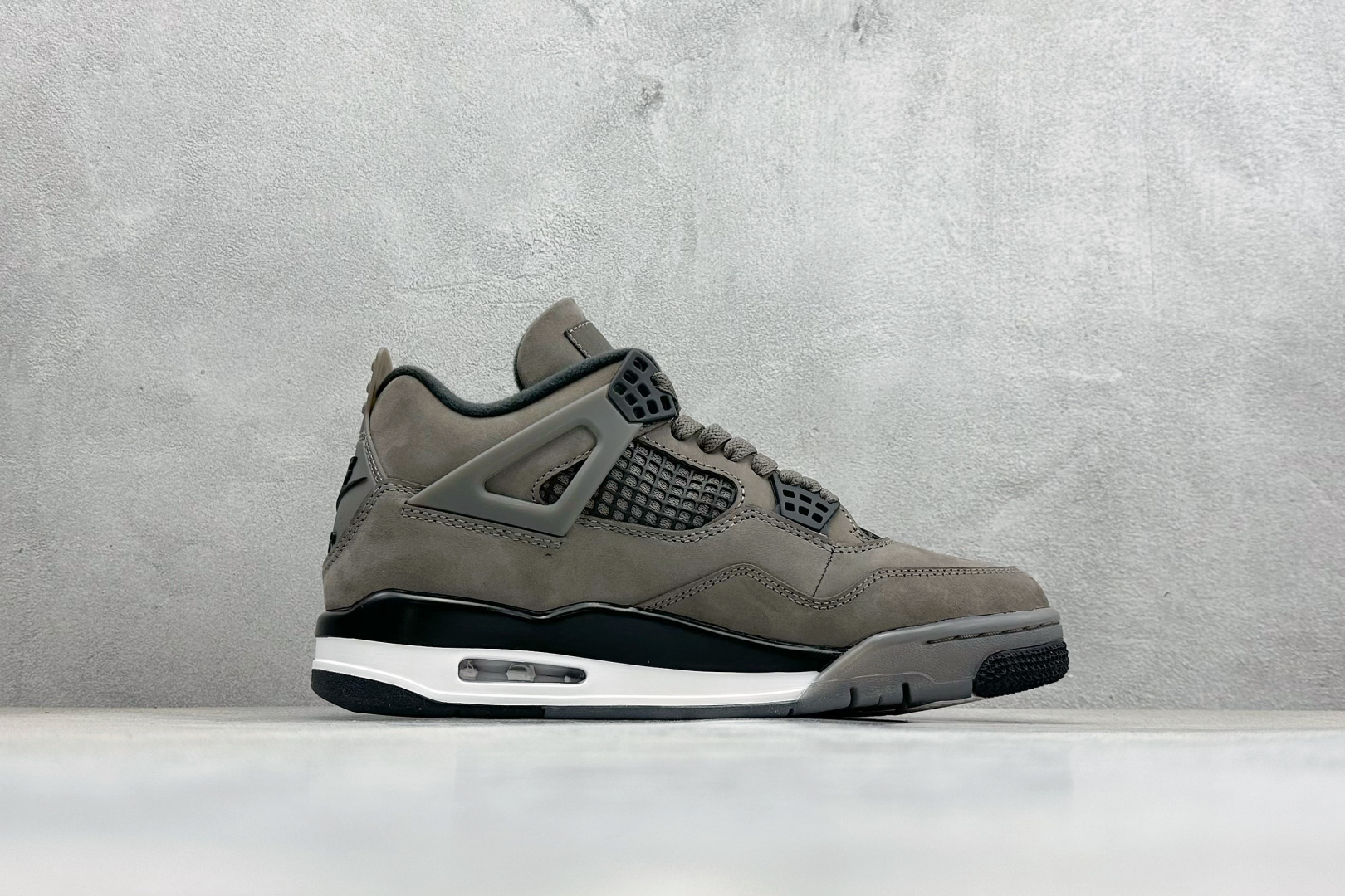 Air Jordan AJ4 Retro 中帮篮球鞋 FV5029-200 Air Jordan AJ4 Retro 中帮篮球鞋 FV5029-200