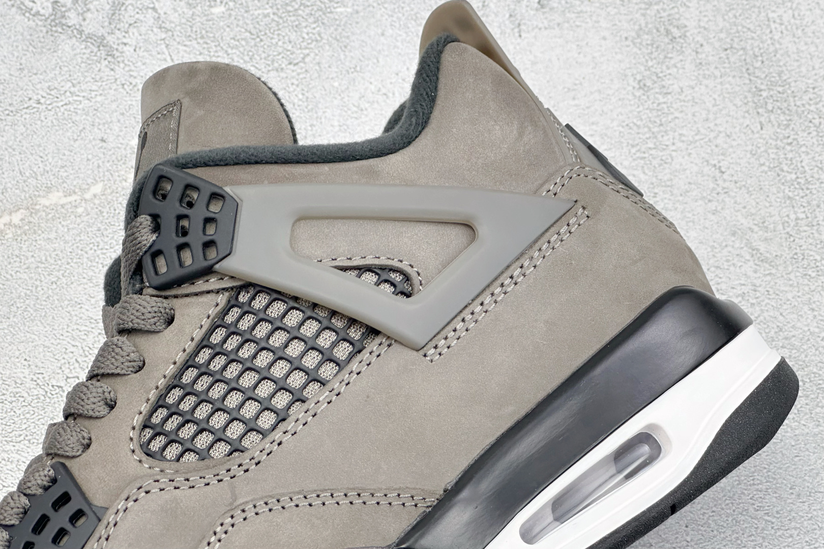 Air Jordan AJ4 Retro 中帮篮球鞋 FV5029-200 Air Jordan AJ4 Retro 中帮篮球鞋 FV5029-200