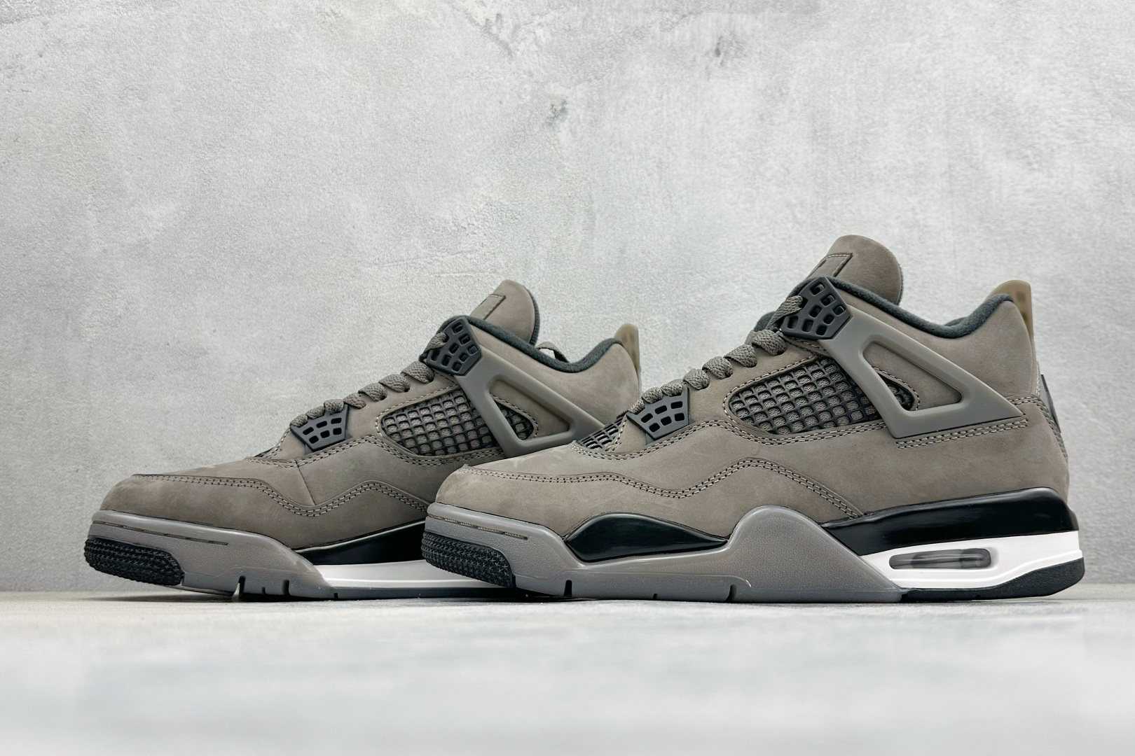 Air Jordan AJ4 Retro 中帮篮球鞋 FV5029-200 Air Jordan AJ4 Retro 中帮篮球鞋 FV5029-200