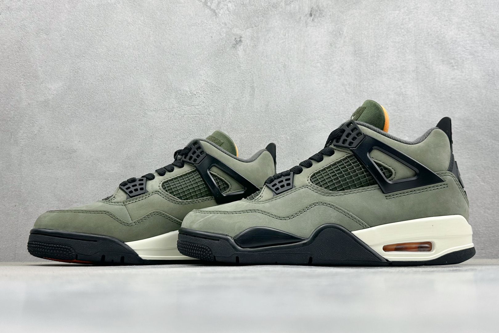 Air Jordan AJ4 Retro 中帮篮球鞋 IB1519-200 Air Jordan AJ4 Retro 中帮篮球鞋 IB1519-200
