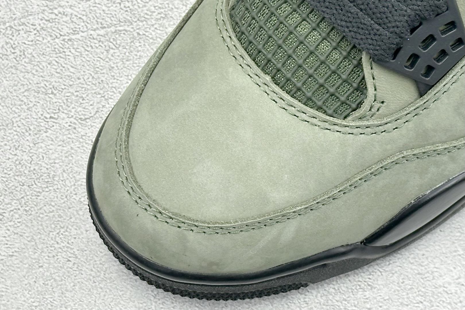 Air Jordan AJ4 Retro 中帮篮球鞋 IB1519-200 Air Jordan AJ4 Retro 中帮篮球鞋 IB1519-200
