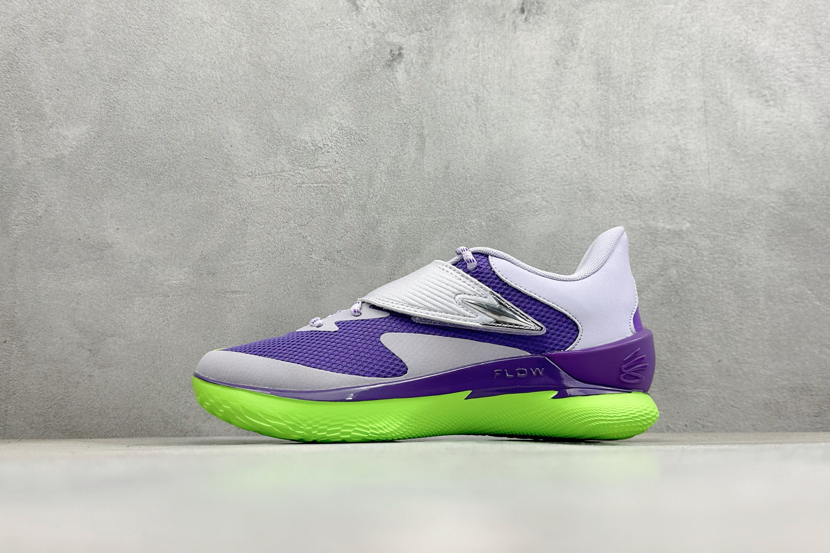 UA Curry F1 HFD AL 福克斯 狐狸一代 舒适百搭 减震防滑 低帮篮球鞋