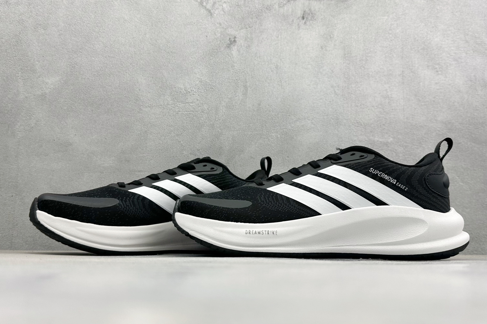 Adidas Supernova EASE 2 M 马拉松专业赛事休闲运动跑步鞋 JQ5859 Adidas Supernova EASE 2 M 马拉松专业赛事休闲运动跑步鞋 JQ5859