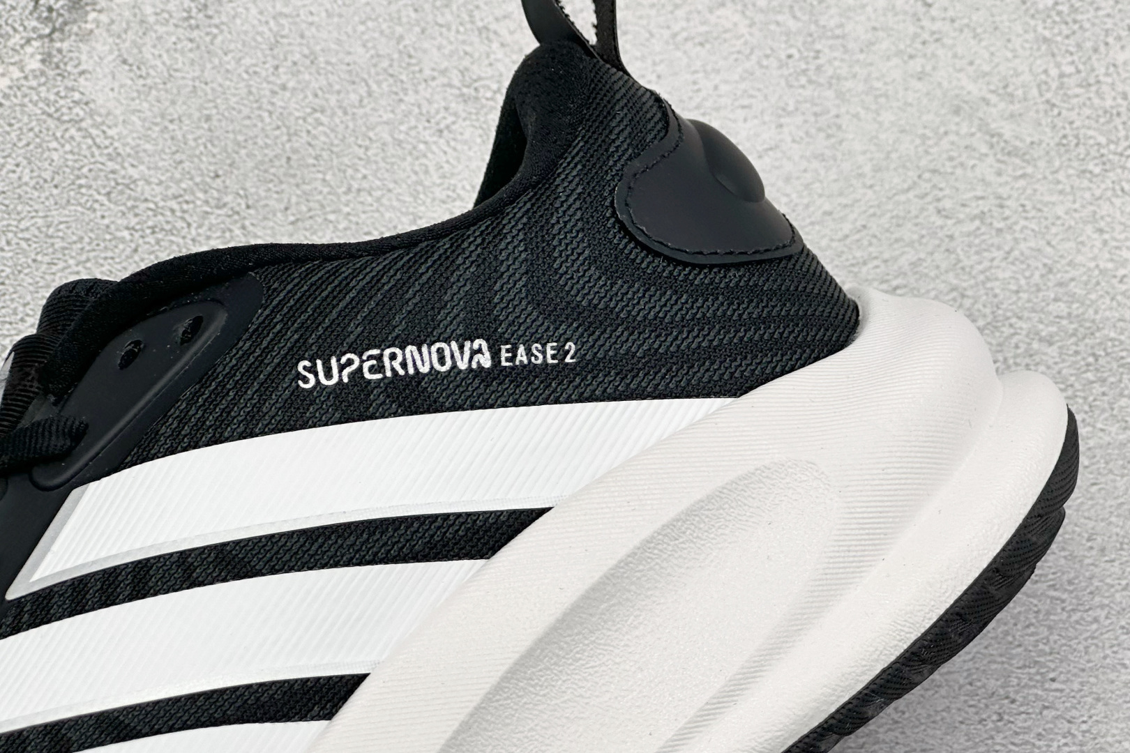 Adidas Supernova EASE 2 M 马拉松专业赛事休闲运动跑步鞋 JQ5859 Adidas Supernova EASE 2 M 马拉松专业赛事休闲运动跑步鞋 JQ5859