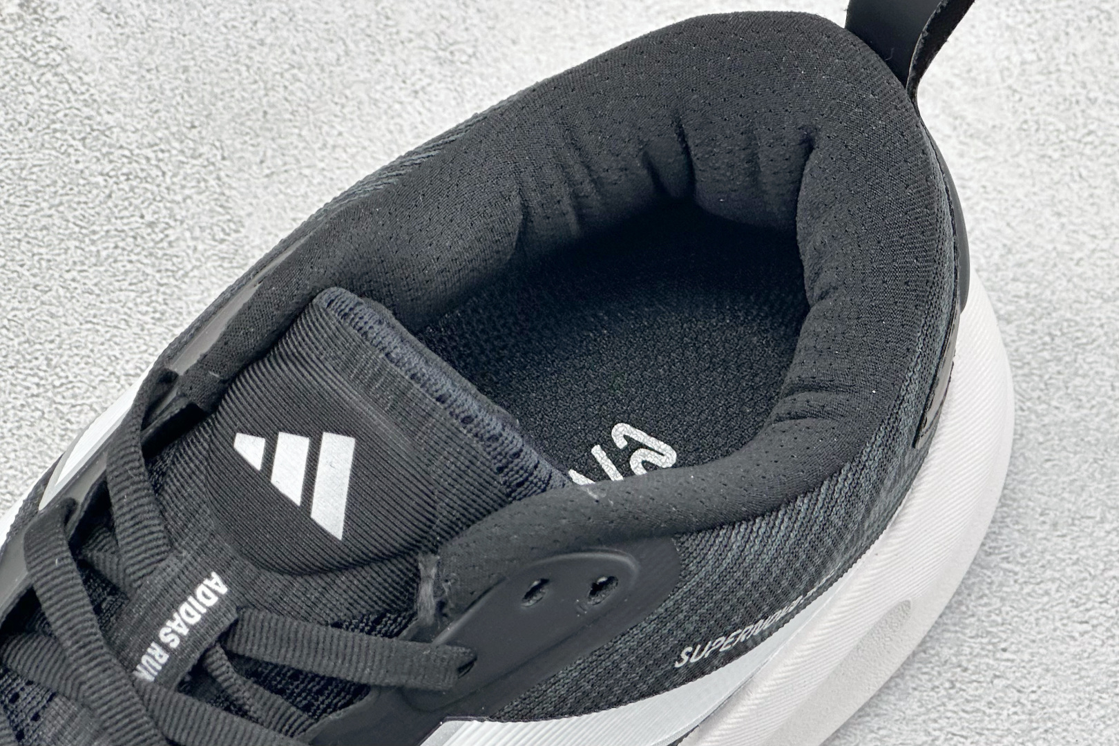 Adidas Supernova EASE 2 M 马拉松专业赛事休闲运动跑步鞋 JQ5859 Adidas Supernova EASE 2 M 马拉松专业赛事休闲运动跑步鞋 JQ5859