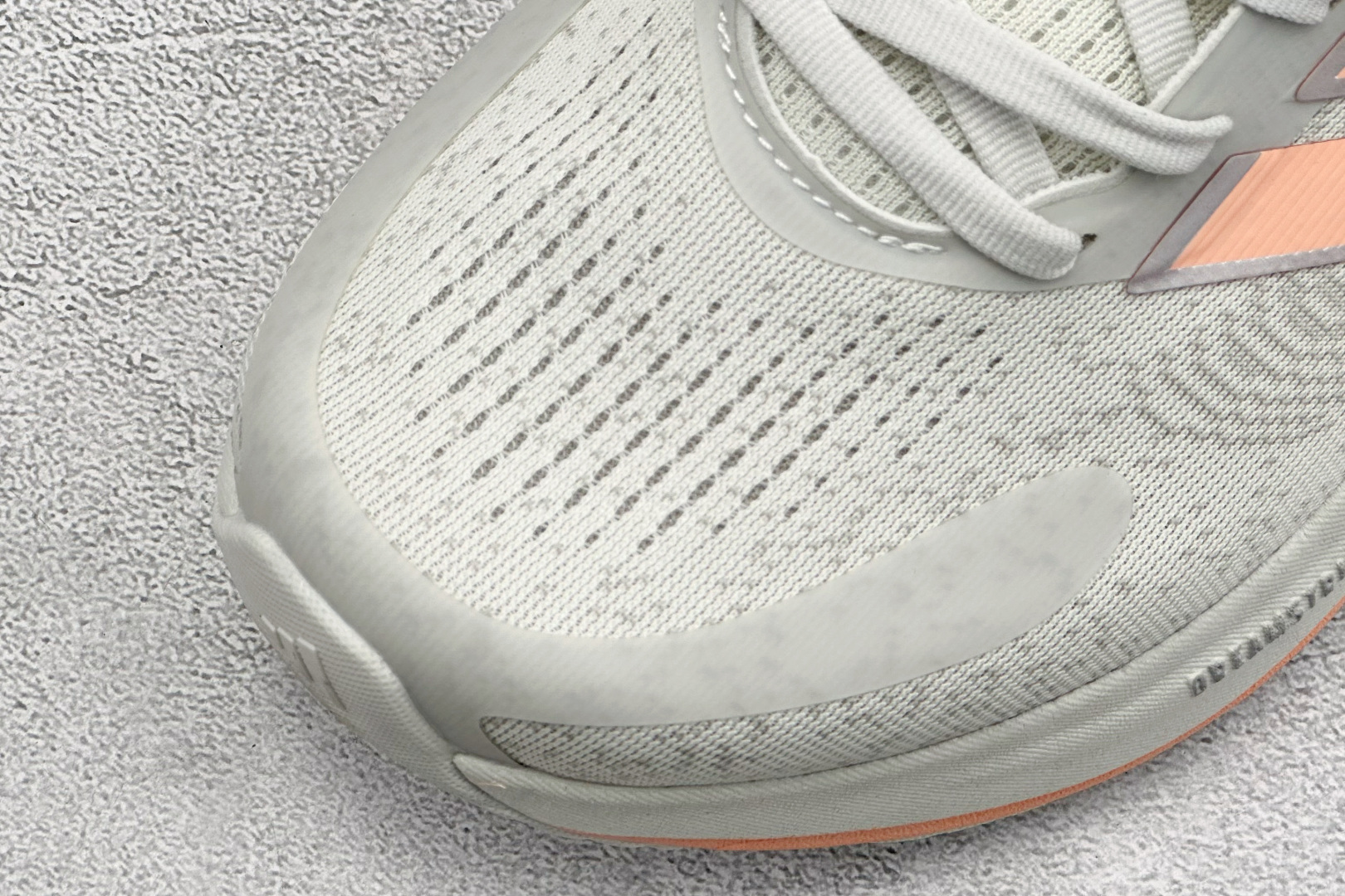 Adidas Supernova EASE 2 M 马拉松专业赛事休闲运动跑步鞋 KJ8676 Adidas Supernova EASE 2 M 马拉松专业赛事休闲运动跑步鞋 KJ8676