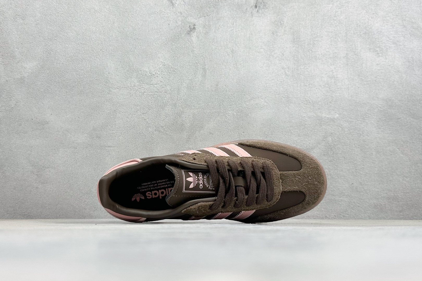 XH版Adidas originals SAMBAE VALENTINE W 百搭单品 复古桑巴板鞋 JI2744 XH版Adidas originals SAMBAE VALENTINE W 百搭单品 复古桑巴板鞋 JI2744