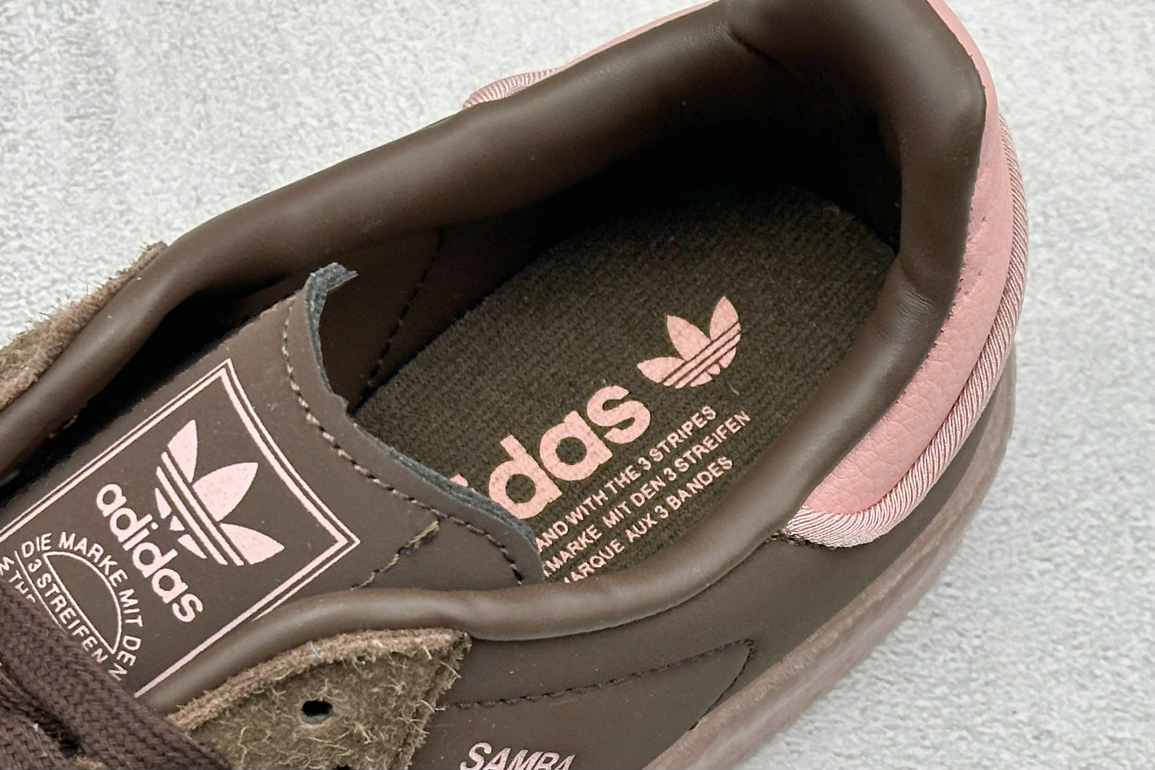 XH版Adidas originals SAMBAE VALENTINE W 百搭单品 复古桑巴板鞋 JI2744 XH版Adidas originals SAMBAE VALENTINE W 百搭单品 复古桑巴板鞋 JI2744