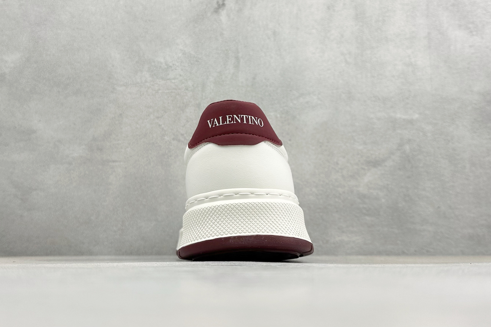 Valentino 华伦天奴 Rockstud untitled 厚底休闲铆钉小白鞋 Valentino 华伦天奴 Rockstud untitled 厚底休闲铆钉小白鞋