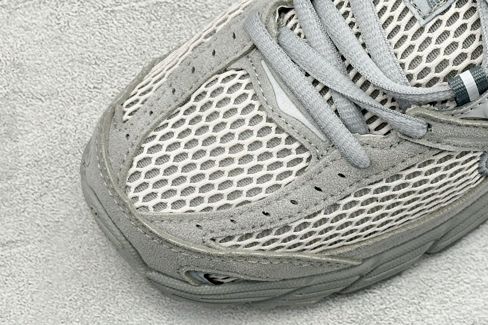 Nike Air Max Moto 2K 耐克新款复古气垫跑步鞋 IQ4924-001