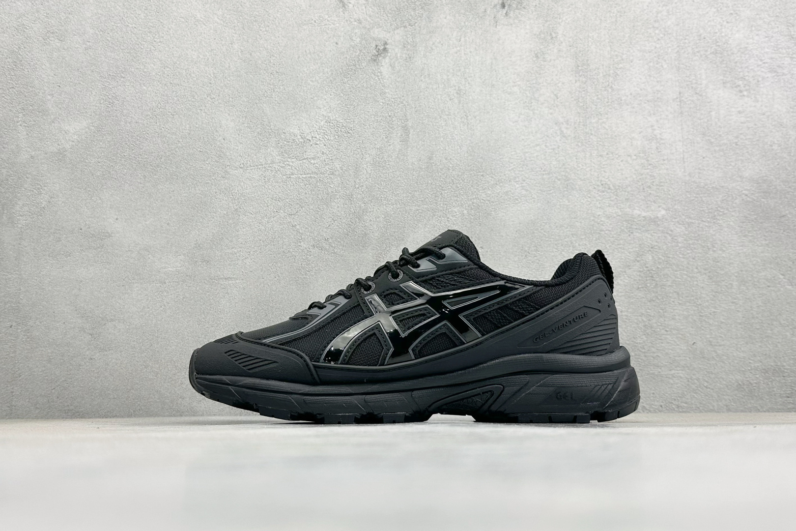 Asics Gel-Venturem 6 亚瑟士舒适透气运动跑鞋 1203A474-001 Asics Gel-Venturem 6 亚瑟士舒适透气运动跑鞋 1203A474-001