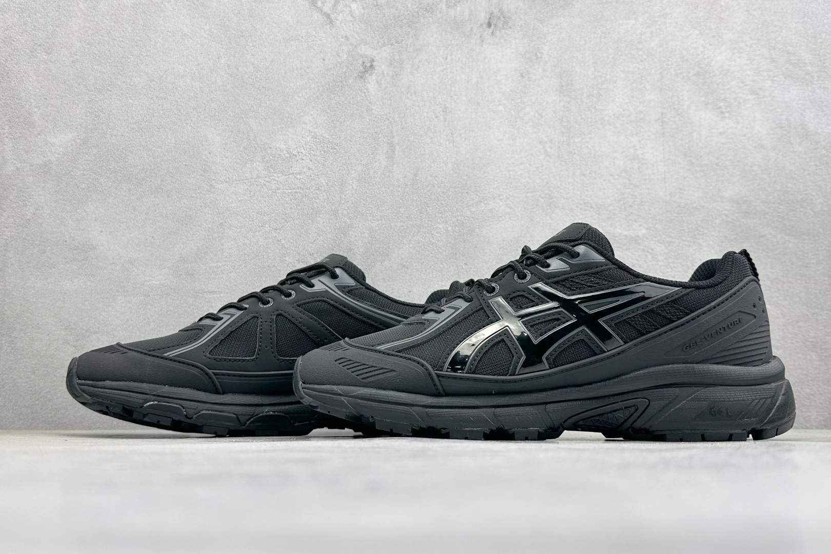 Asics Gel-Venturem 6 亚瑟士舒适透气运动跑鞋 1203A474-001 Asics Gel-Venturem 6 亚瑟士舒适透气运动跑鞋 1203A474-001
