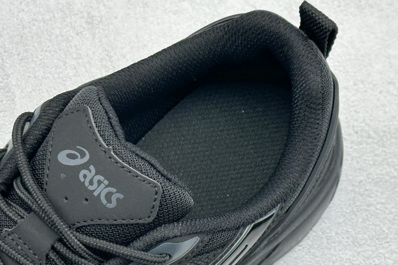 Asics Gel-Venturem 6 亚瑟士舒适透气运动跑鞋 1203A474-001 Asics Gel-Venturem 6 亚瑟士舒适透气运动跑鞋 1203A474-001