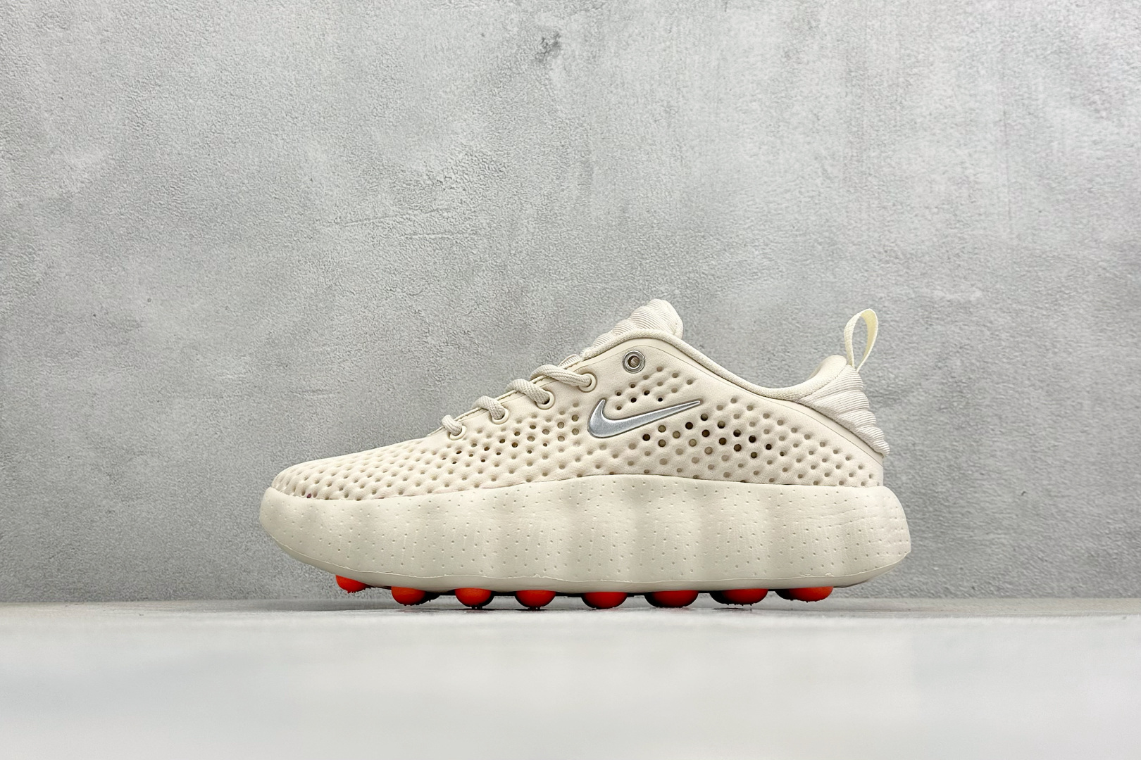 Nike Mind 002 舒适耐穿 透气训练鞋 透气孔洞 HQ4308-200 Nike Mind 002 舒适耐穿 透气训练鞋 透气孔洞 HQ4308-200