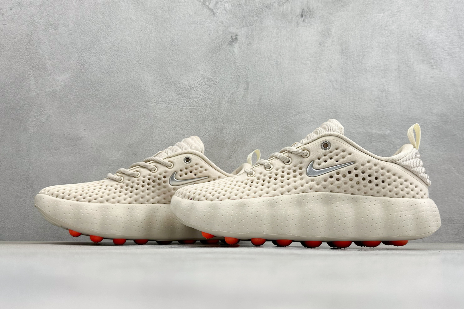 Nike Mind 002 舒适耐穿 透气训练鞋 透气孔洞 HQ4308-200 Nike Mind 002 舒适耐穿 透气训练鞋 透气孔洞 HQ4308-200