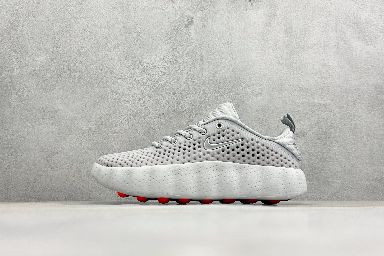 Nike Mind 002 舒适耐穿 透气训练鞋 透气孔洞 品牌徽标 HQ4308-003 Nike Mind 002 舒适耐穿 透气训练鞋 透气孔洞 品牌徽标 HQ4308-003