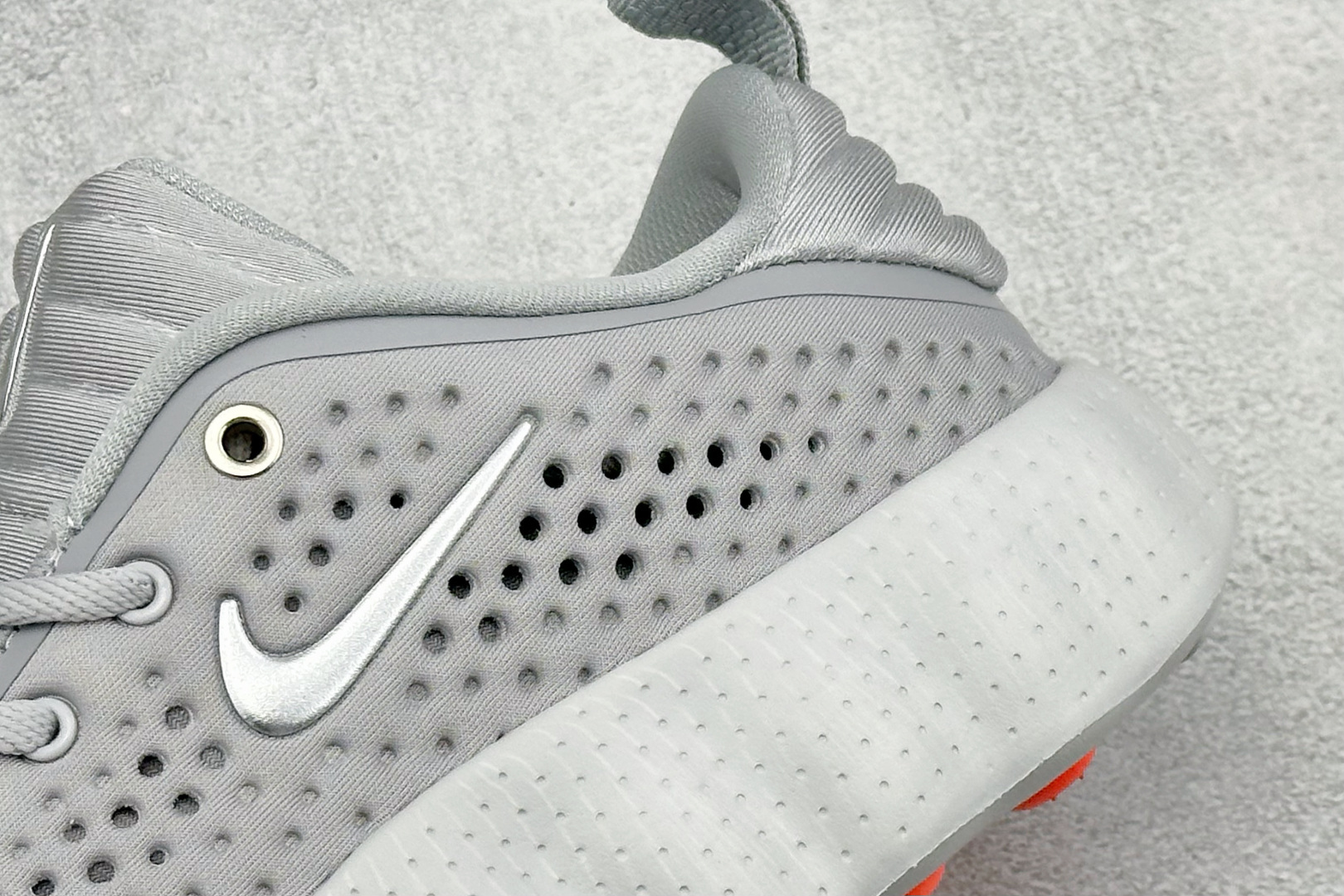 Nike Mind 002 舒适耐穿 透气训练鞋 透气孔洞 品牌徽标 HQ4308-003 Nike Mind 002 舒适耐穿 透气训练鞋 透气孔洞 品牌徽标 HQ4308-003