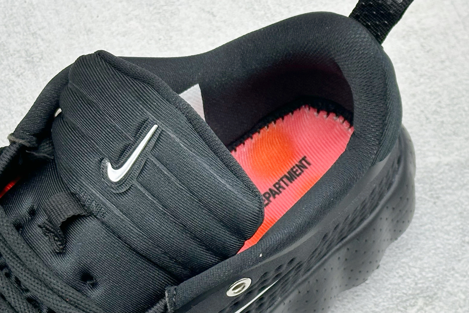 Nike Mind 002 舒适耐穿 透气训练鞋 透气孔洞 品牌徽标 HQ4308-001 Nike Mind 002 舒适耐穿 透气训练鞋 透气孔洞 品牌徽标 HQ4308-001