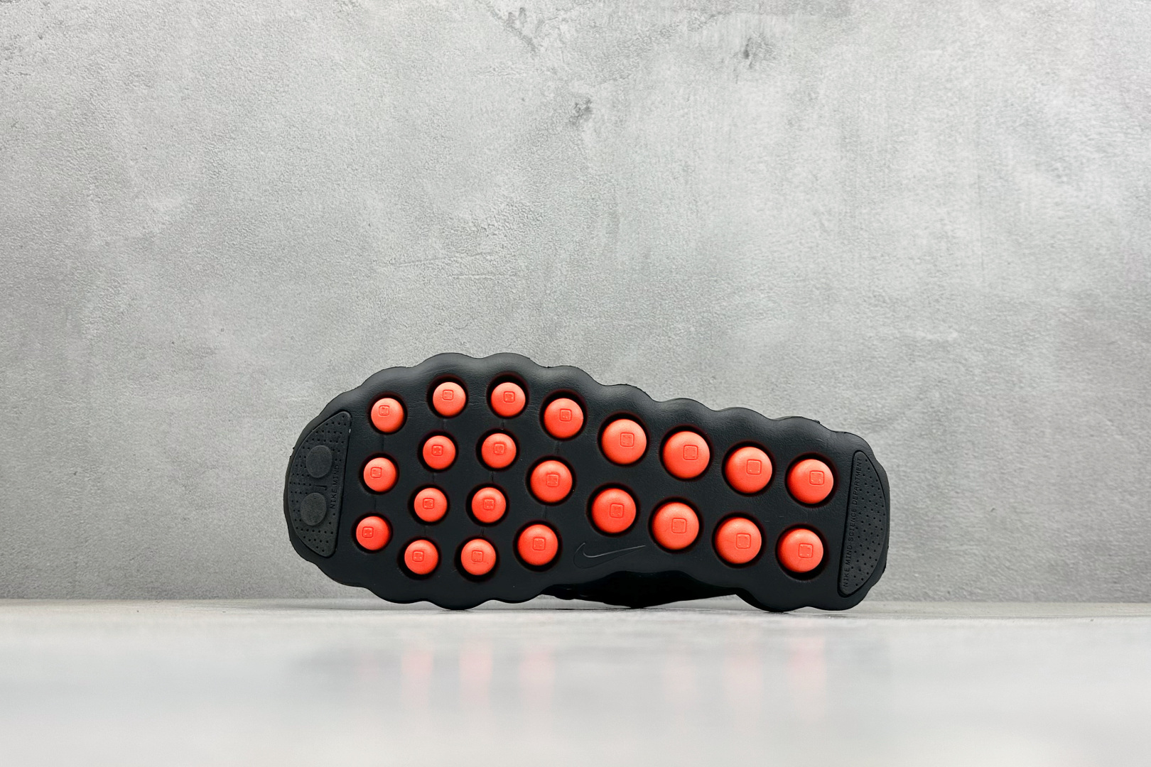 Nike Mind 002 舒适耐穿 透气训练鞋 透气孔洞 品牌徽标 HQ4308-001 Nike Mind 002 舒适耐穿 透气训练鞋 透气孔洞 品牌徽标 HQ4308-001