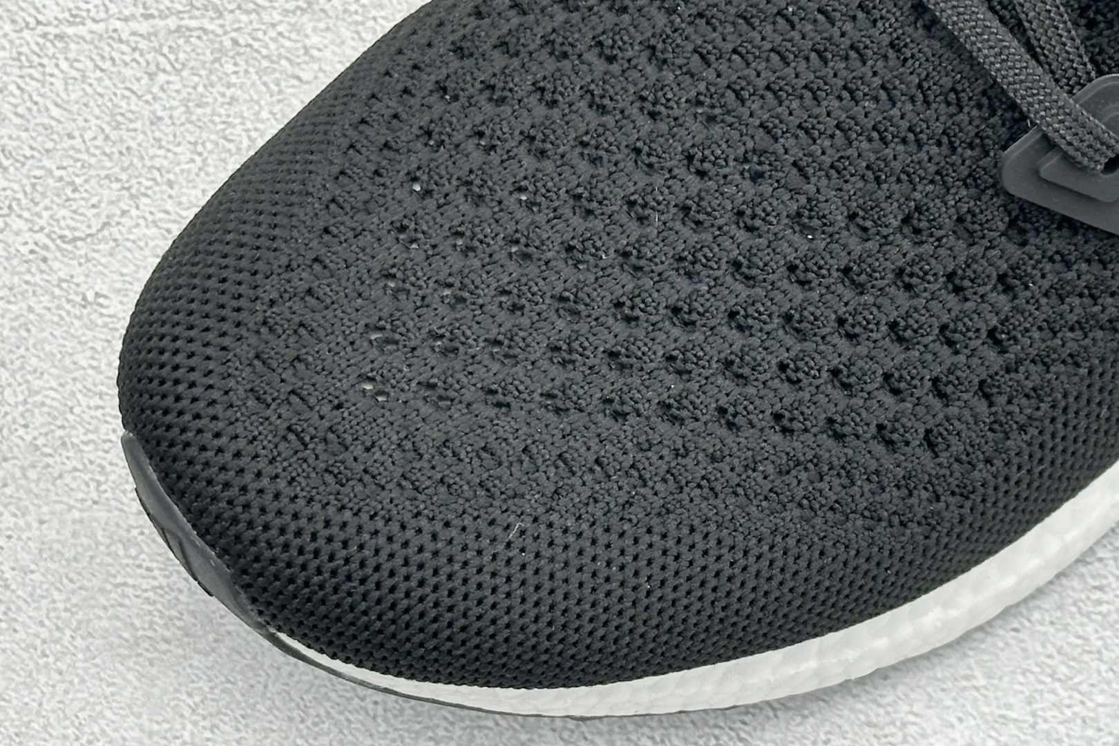 福利特价 AD Ultraboost 1.0 低帮织物休闲跑步鞋采用 AD primeknit 设计鞋面