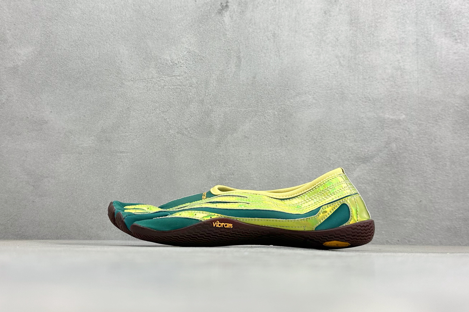 Vibram KSOEVO综训系列 五指鞋KSOEVO 健身瑜伽赤足运动鞋