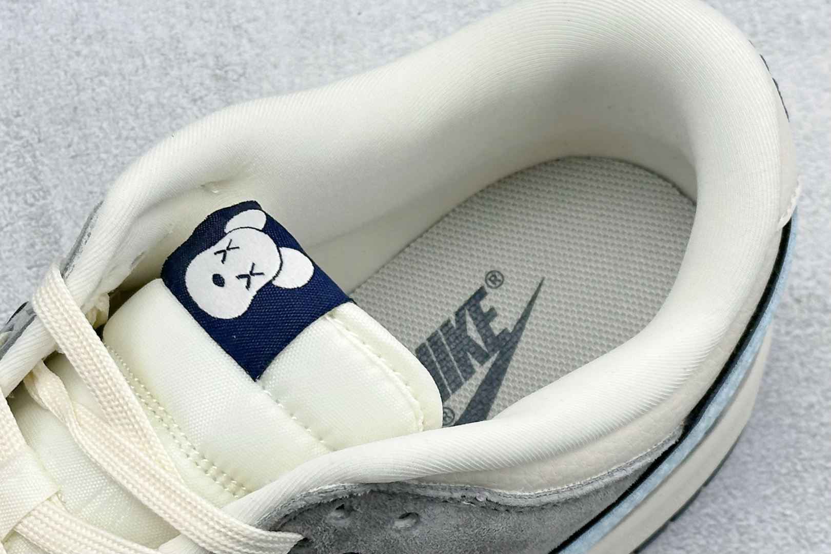 「暴力熊×Nike Dunk Low 联名款」 把潮玩灵魂穿在脚上 TX1688-002 「暴力熊×Nike Dunk Low 联名款」 把潮玩灵魂穿在脚上 TX1688-002
